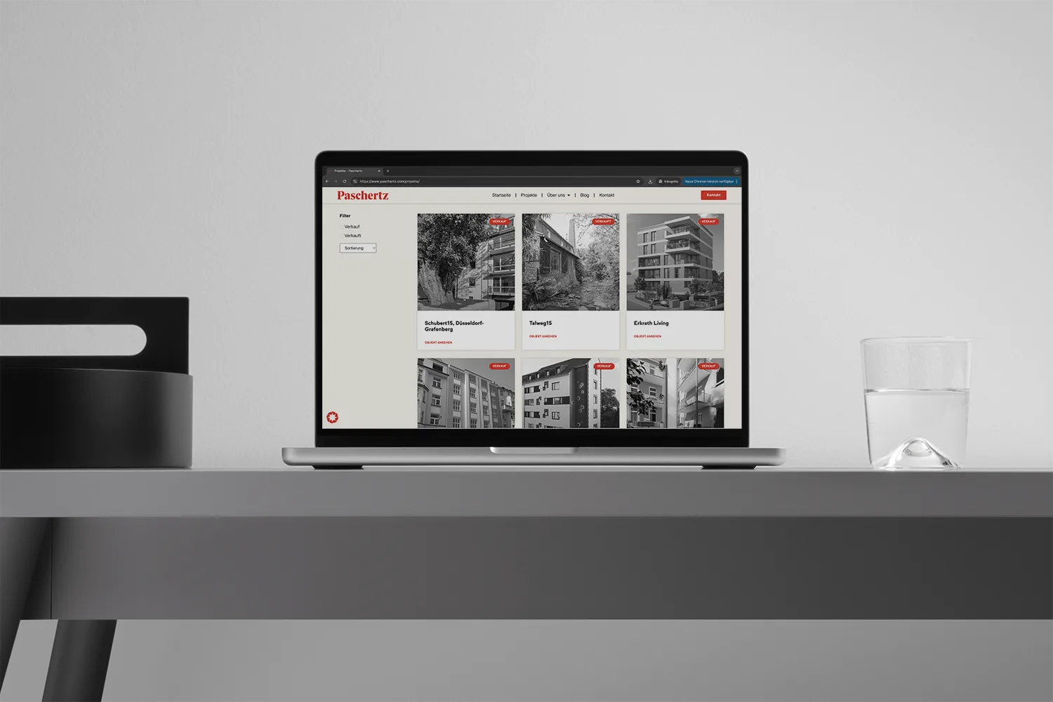 Website der W. Paschertz Grundstücks GmbH auf einem Laptop