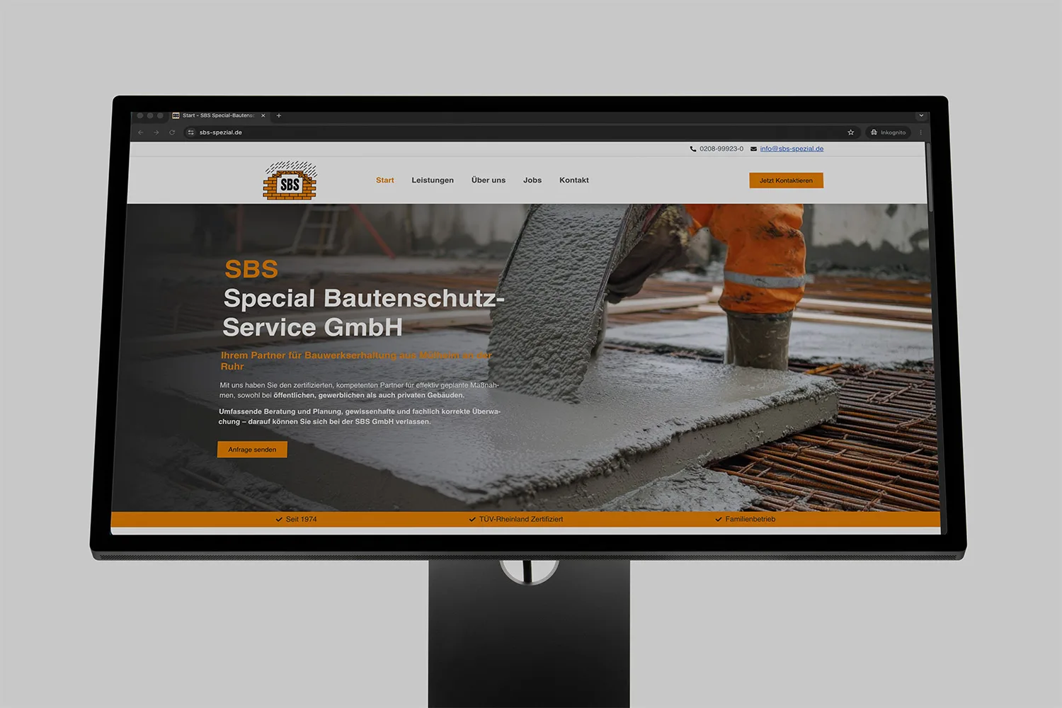 Website der SBS Special-Bautenschutz-Service GmbH auf einem Monitor