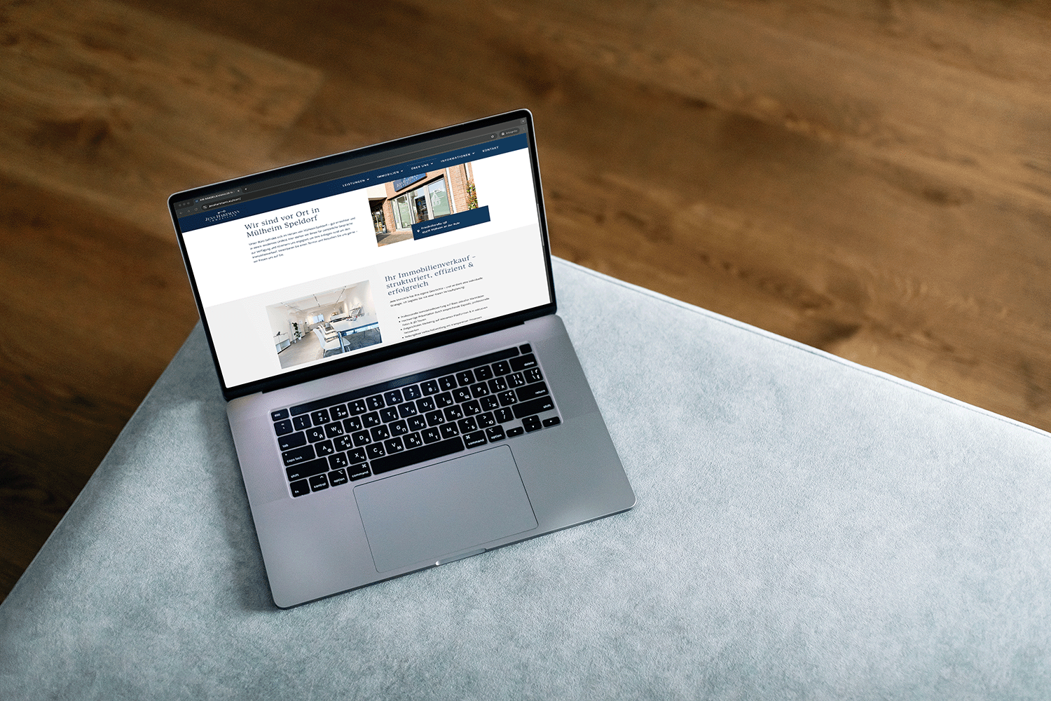 Hartmann-Laptop-Mockup